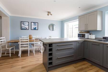 Charming Bolthole 400M To Beach Earnley Esterno foto